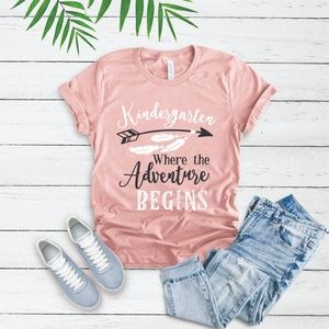 KINDERGARTEN SCHOOL TEACHER EDUCATOR GRAPHIC TEE